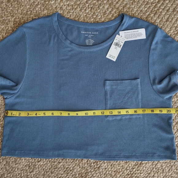 American Eagle L Blue Cropped T 💙 - Picture 4 of 5